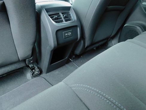 Used 2022 Chevrolet Blazer LT image 21