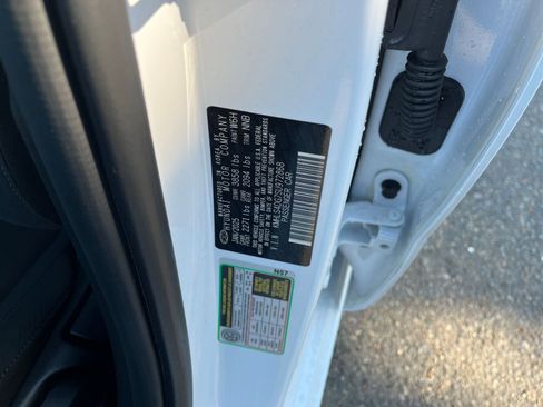 Used 2025 Hyundai Elantra SEL image 29