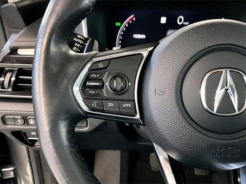 Used 2023 Acura MDX SH-AWD w/ Technology Package image 11