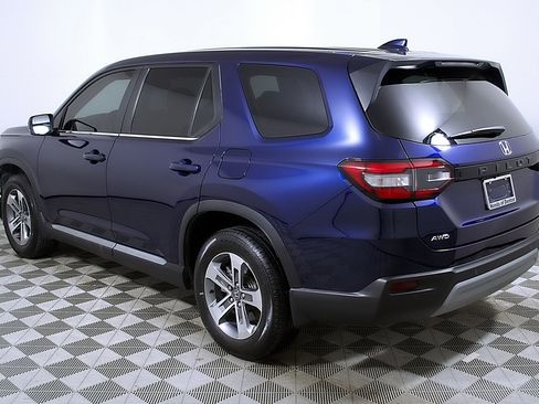 Used 2024 Honda Pilot EX-L image 9