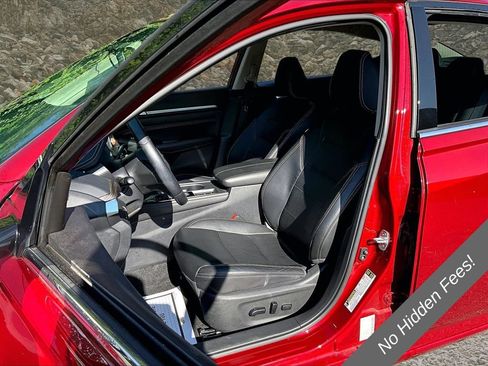 Used 2019 Nissan Altima 2.5 Platinum FWD image 21