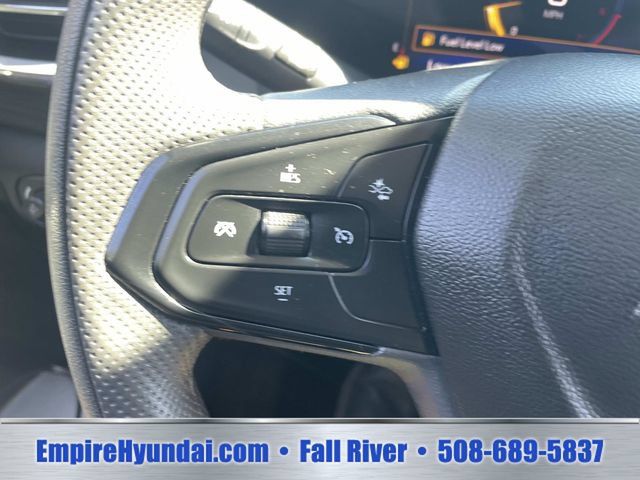 Used 2025 Chevrolet TrailBlazer LT AWD/4WD image 28