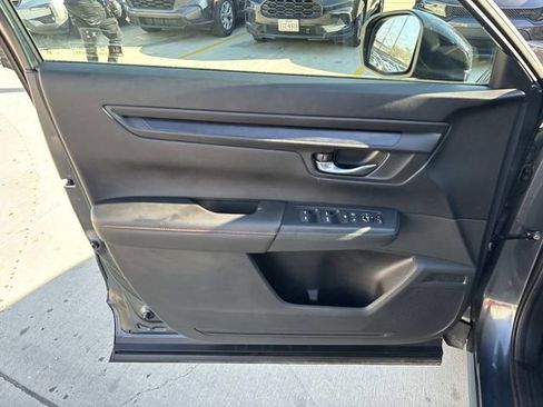 Certified 2025 Honda CR-V Sport image 19
