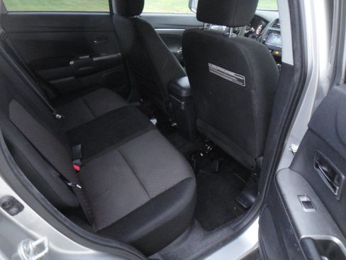 Used 2018 Mitsubishi Outlander Sport ES image 15