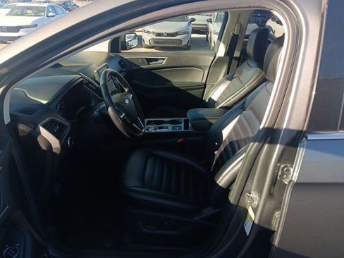 Used 2023 Ford Edge SEL image 21