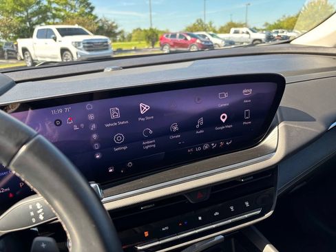 Used 2024 Buick Envision Preferred AWD/4WD image 28