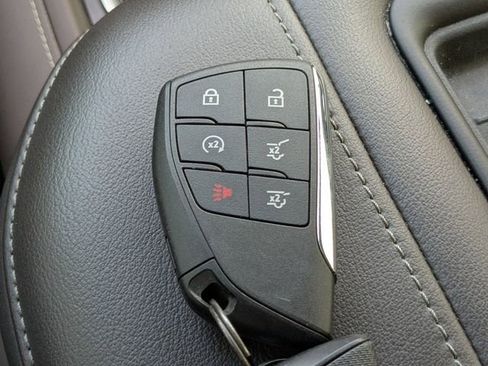 Used 2022 Chevrolet Tahoe LT w/ Luxury Package image 33