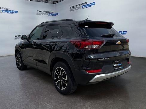 Used 2024 Chevrolet TrailBlazer LT FWD image 7
