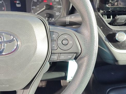 Used 2024 Toyota Corolla LE image 16