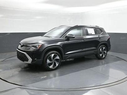 Used 2025 Volkswagen Taos SE
