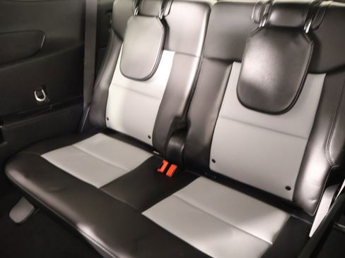 Used 2024 Ford Explorer XLT w/ Equipment Group 202A image 14