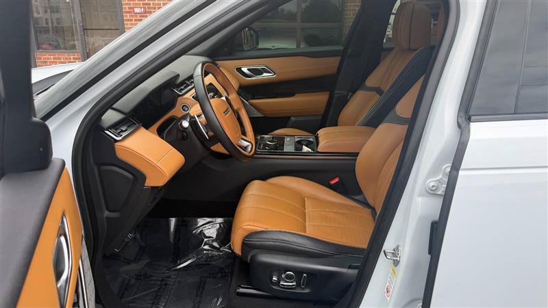 Used 2019 Land Rover Range Rover Velar R-Dynamic HSE AWD/4WD image 28