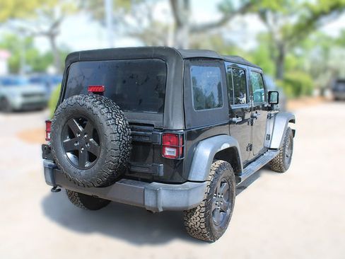 Used 2017 Jeep Wrangler Unlimited Sport image 7