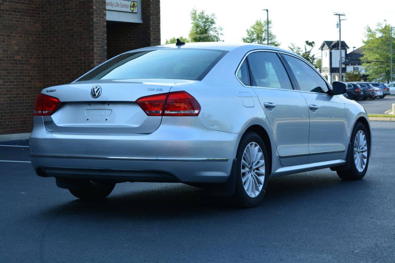 Used 2014 Volkswagen Passat TDI SEL Premium FWD image 5