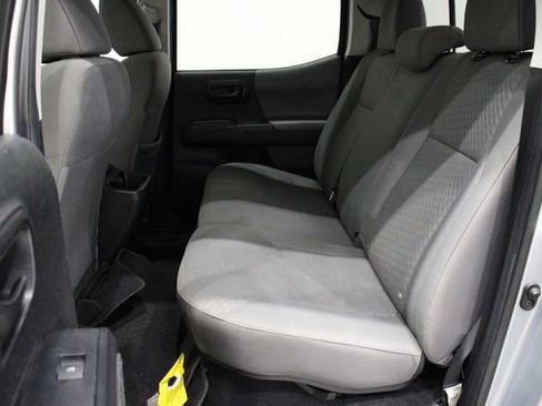 Used 2023 Toyota Tacoma SR AWD/4WD image 38