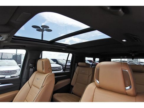 New 2026 Cadillac Escalade ESV Luxury w/ Touring Package AWD/4WD image 24