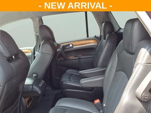 Used 2008 Buick Enclave CX FWD image 12