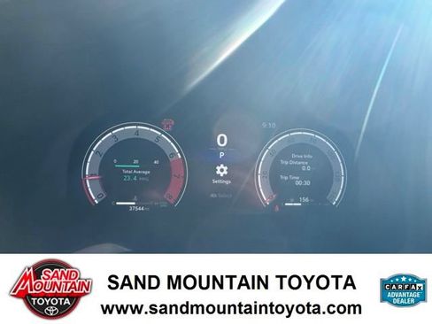 Used 2025 Toyota Highlander XSE AWD/4WD image 18