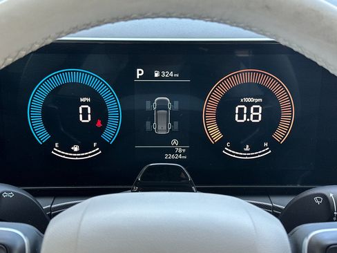 Used 2025 Hyundai Santa Fe SEL image 23