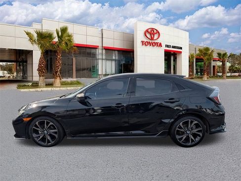 Used 2019 Honda Civic Sport image 7
