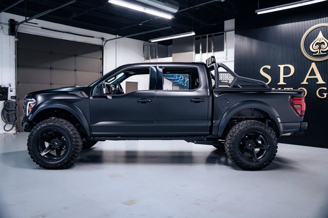 Used 2025 Ford F150 Raptor w/ Equipment Group 803A Raptor R AWD/4WD image 2