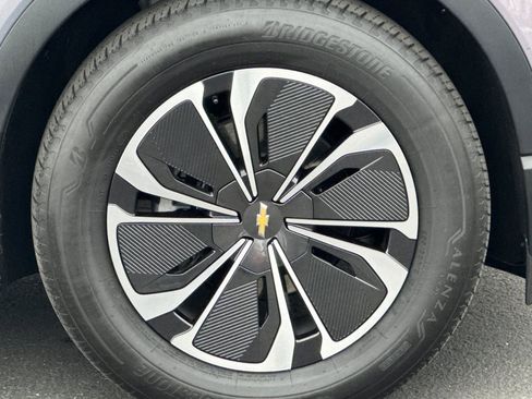 Used 2024 Chevrolet Blazer EV LT image 42