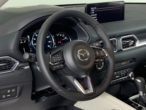 New 2025 MAZDA CX-5 AWD 2.5 S w/ Premium Plus Pkg image 6