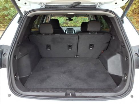 Certified 2024 Chevrolet Equinox LT image 10