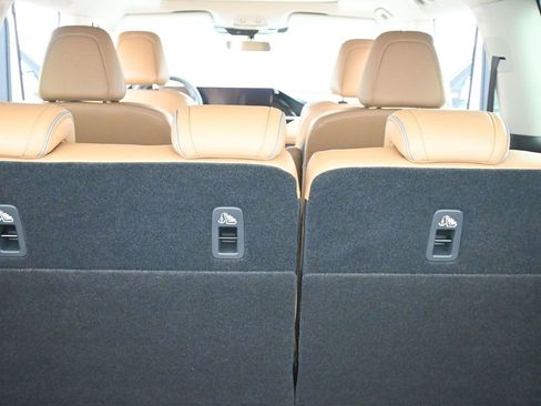 New 2026 INFINITI QX80 Luxe w/ Cargo Package image 13