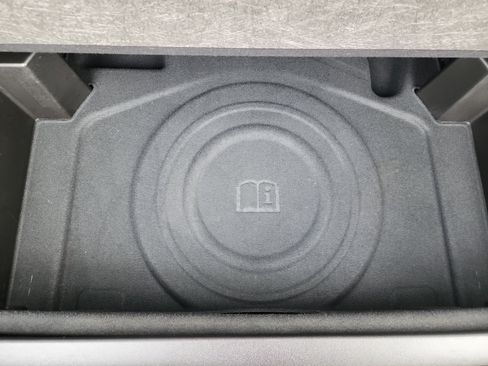 Used 2019 Chevrolet Equinox LT image 28