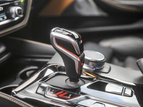 Used 2023 BMW M5 image 19