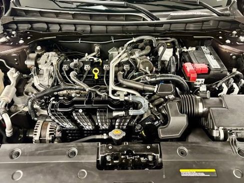 Used 2024 Nissan Altima 2.5 SV image 34