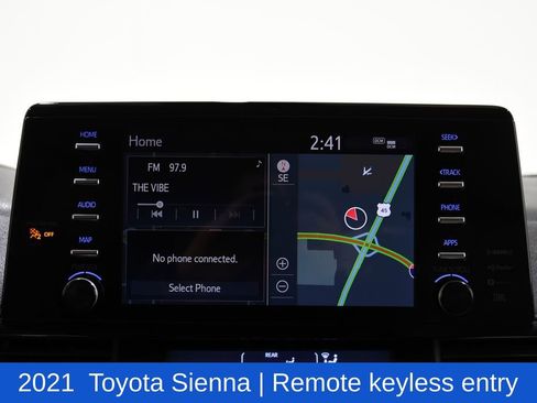 Used 2021 Toyota Sienna Limited image 13