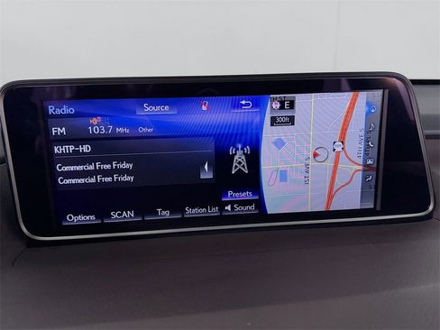 Used 2019 Lexus RX 450hL AWD image 40