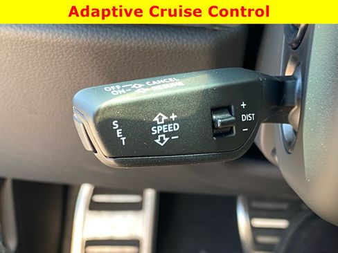 Used 2023 Audi S8 w/ S8 Comfort Plus Package AWD/4WD image 27