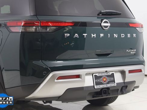 Used 2024 Nissan Pathfinder Platinum w/ Cargo Package image 26