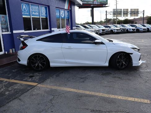 Used 2018 Honda Civic Si image 2