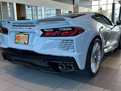 Used 2020 Chevrolet Corvette Stingray Premium Cpe w/ 3LT Preferred Equipment Group RWD image 4