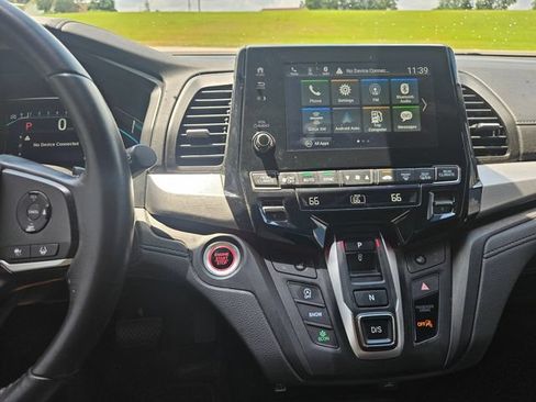 Used 2023 Honda Odyssey Sport image 17