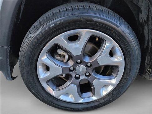 Used 2020 Jeep Compass Limited image 23