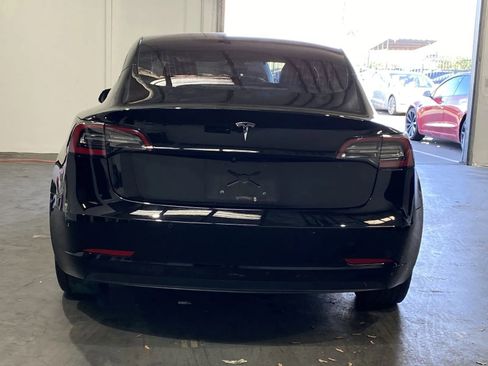 Used 2017 Tesla Model 3 Long Range image 3