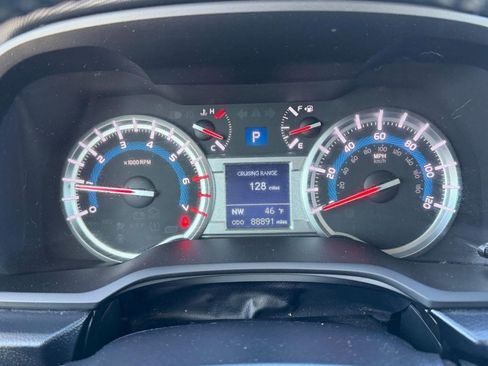 Used 2014 Toyota 4Runner SR5 Premium image 20