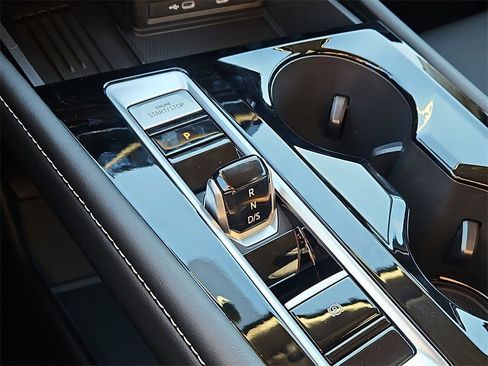 New 2026 Volkswagen Atlas SE image 19