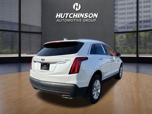 Certified 2022 Cadillac XT5 Luxury image 3