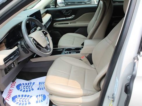 Certified 2023 Lincoln Corsair Reserve w/ Equipment Group 201A AWD/4WD image 14