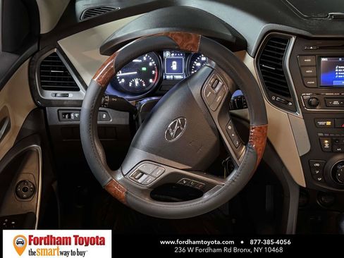 Used 2017 Hyundai Santa Fe Sport image 14