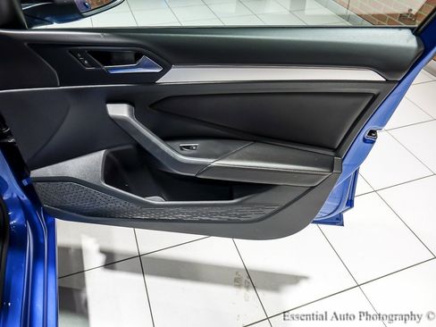 Used 2024 Volkswagen Jetta Sport image 29