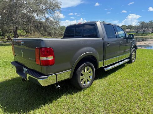 Used 2006 Lincoln Mark LT 2WD image 4