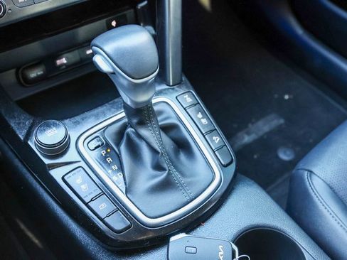 Used 2024 Kia Seltos SX w/ SX Sunroof Package image 22