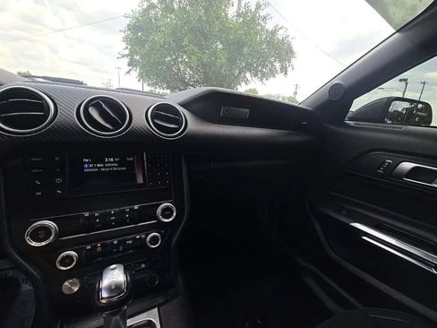 Used 2019 Ford Mustang Coupe w/ Black Accent Package RWD image 40